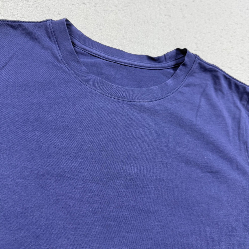 Lululemon Love Crewneck Short Sleeve T-Shirt Navy Blue Curved Hem Activewear